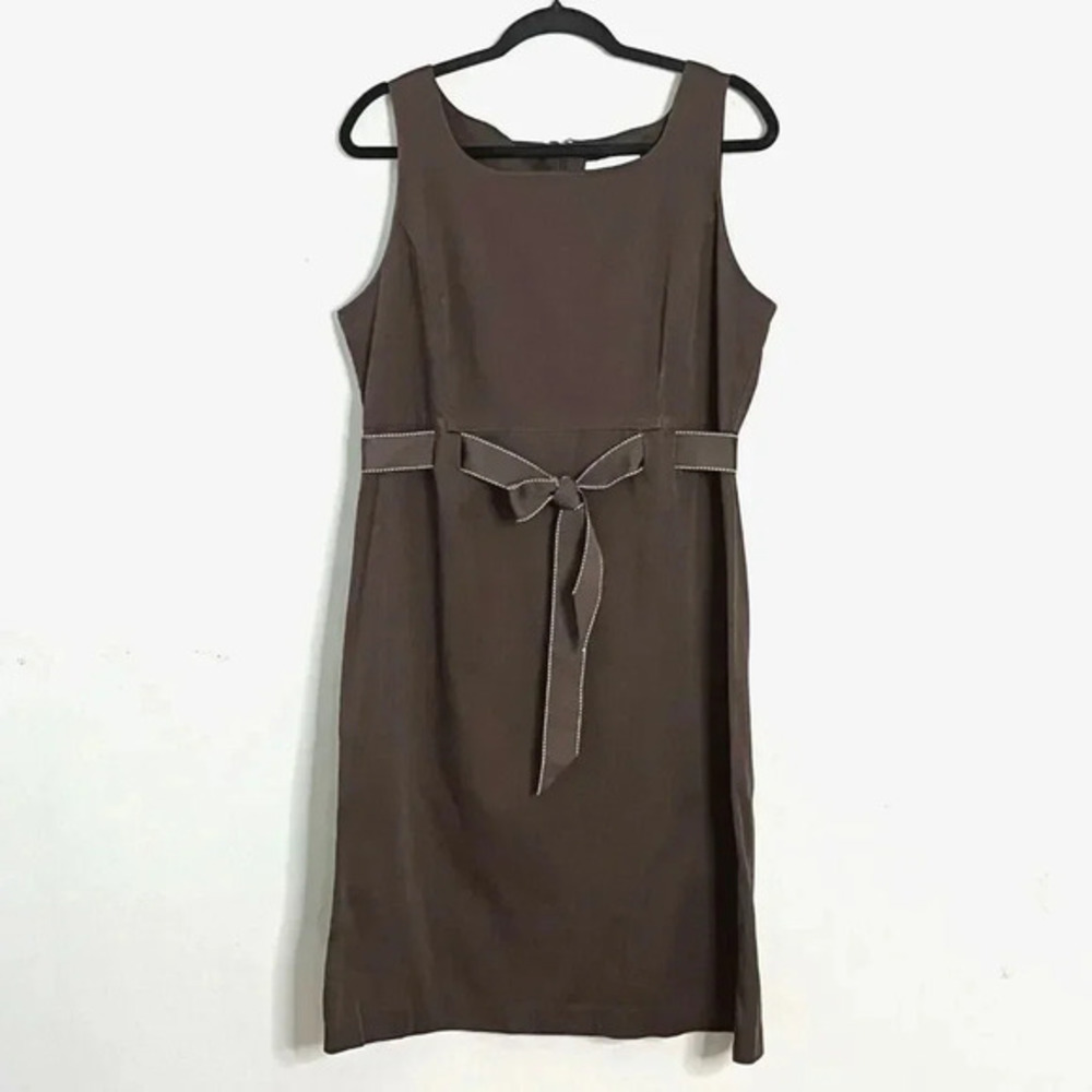 Studio I Sleeveless Tie-Waist Dress 12β Knee Length Brown Career Casual Stretch